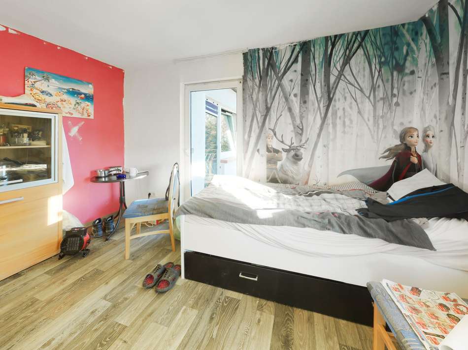 Kinderzimmer_mit_Zugang_zum_Ba