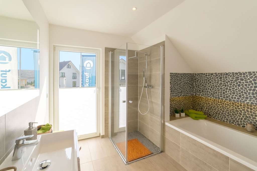 Immobilie in Hohenroth - Individuell geplantes Einfamilienhaus in Hohenroth - Flexibilität und Nachhaltigkeit für Ihr neues Z - Bild 3