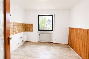 Einziehen und Wohlfühlen: Helle 3-Zimmer-Wohnung mit Balkon und Garage – Die vollständige Adresse der Immobilie erhältst du vom Anbieter., 56070 Wallersheim, Koblenz – Vorschaubild 5