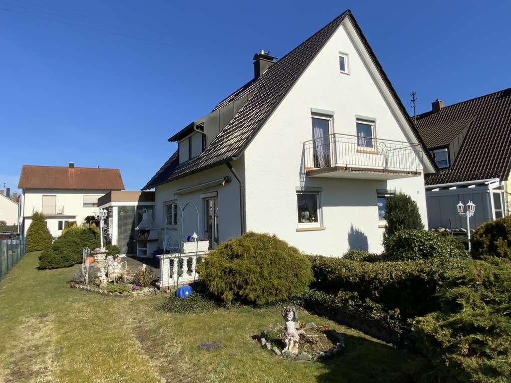 Immobilie in Ichenhausen - Familientraum! Top Lage in Ichenhausen - Bild 2