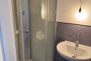 Monteurzimmer / Mitarbeiterwohnung mit Einbauküche in Augsburg-Lechhausen – Zusamstraße 24, 86165 Augsburg – Vorschaubild 3