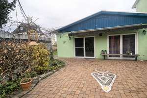 Einfamilienhaus mit großem Grundstück in ruhiger Höhenlage – Die vollständige Adresse der Immobilie erhältst du vom Anbieter., 63683 Ortenberg – Vorschaubild 2