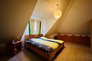 Maisonette mit Kamin, Balkon & Spitzboden – ideal für Eigennutzer oder Kapitalanleger – Die vollständige Adresse der Immobilie erhältst du vom Anbieter., 46236 Stadtmitte, Bottrop – Vorschaubild 14