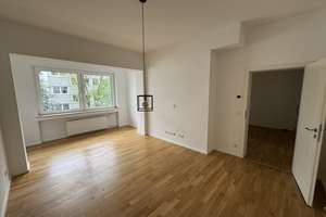 Top-Rendite im Südviertel: Sanierte 3-Zi.-Wohnung, 1.200€ Kaltmiete, Günstiges Hausgeld! – Dreilindenstrasse 105, 45128 Südviertel, Essen – Vorschaubild 4