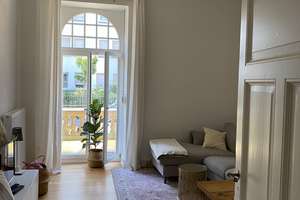 Liebevoll sanierte 4-Zimmer-Wohnung im denkmalgeschützten Stilaltbau – Sandbergstr 54, 64285 Bessungen, Darmstadt – Vorschaubild 1