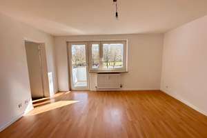 Helle 1-Zimmer-Wohnung mit Balkon in Nürnberg