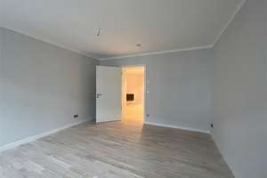 Erste Reihe am Weinbergspark: sanierte Altbauwohnung - vermietet – Veteranenstr. 14, 10119 Mitte (Ortsteil), Berlin – Vorschaubild 2
