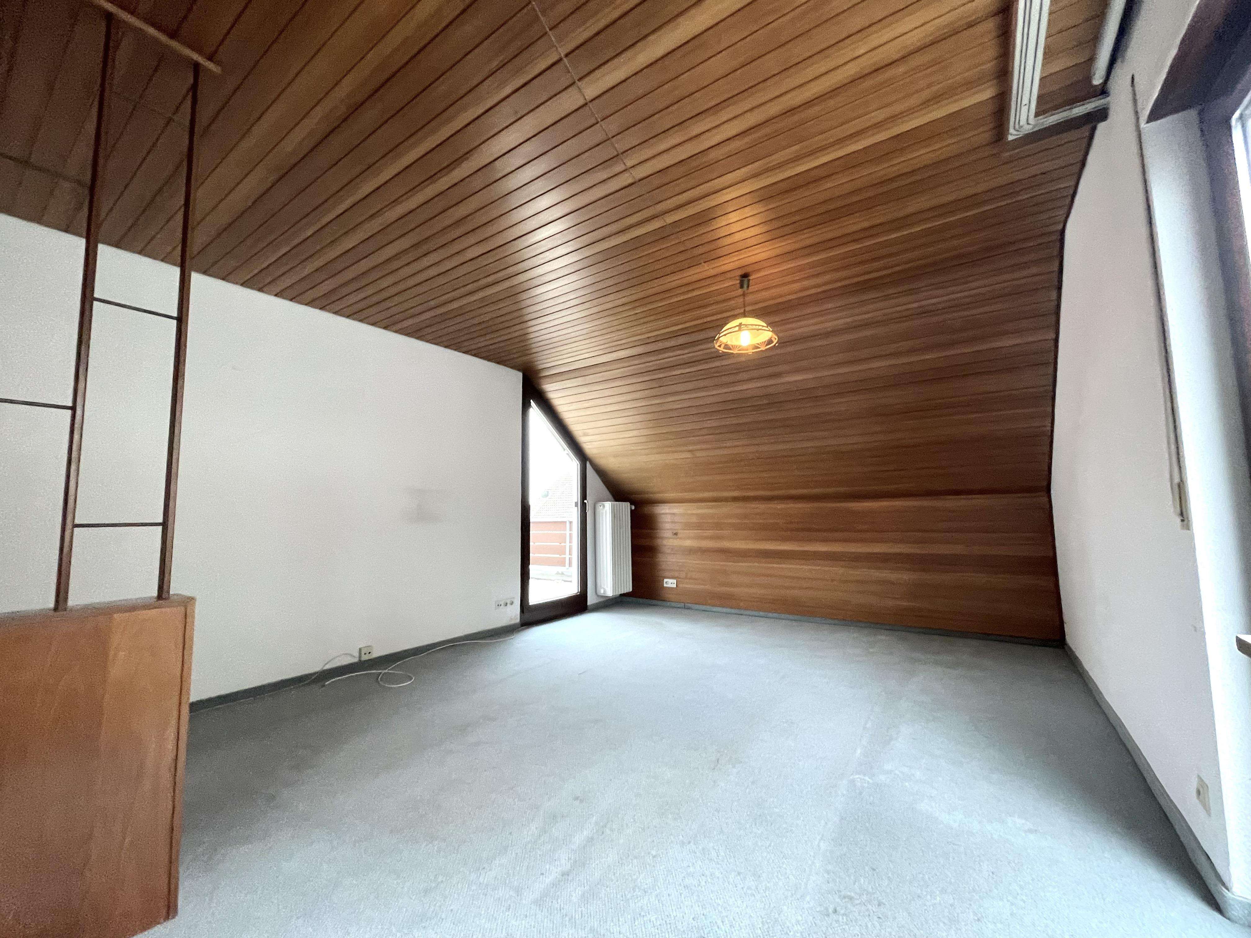 Immobilie in Filderstadt - Tolle 2,5-Zimmer-DG-Wohnung mit 2 Balkonen in Bernhausen - Bild 0