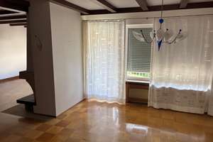 Liebevoll modernisiertes Reihenhaus mit EBK, 6 Zi. sehr ruhige und sonnige Lage, in Horb/Hohenberg – Finkenweg 50, 72160 Horb am Neckar – Vorschaubild 12