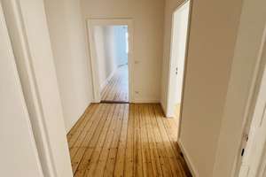 Erstbezug nach Renovierung: DG-Wohnung mit ruhigem Innenhof mit 2 SCHLAFZIMMERN FÜR "MAX. 3 PERS." – Luisenstraße 17, 65185 Mitte, Wiesbaden – Vorschaubild 16