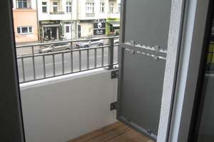 Studio mit Duschbad und Balkon – Genter 16, 13353 Wedding, Berlin – Vorschaubild 3