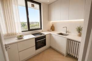 Sanierungsbedürftige 3-Zimmer-Wohnung mit Weitblick – 40474 Golzheim, Düsseldorf – Vorschaubild 15