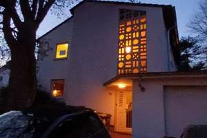 # Köln-Rodenkirchen, Eigentumswohnung im ZFH, große Garage, perfekt gelegen # – Lucas-Cranach-Str. 15, 50999 Rodenkirchen (Ortsteil), Köln – Vorschaubild 2