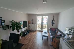 Attraktive 2 Zimmer-Wohnung Möbliert und Balkon in Offenbach – 63071 Lichtenplatte, Offenbach am Main – Vorschaubild 2