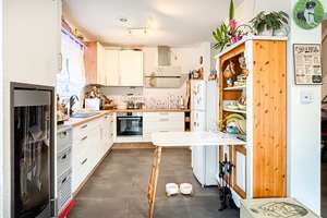 Neuwertiges Zweifamilienhaus in ruhiger Feldrandlage von Dorndiel mit Garten, Kamine und viel Platz! – Die vollständige Adresse der Immobilie erhältst du vom Anbieter., 64823 Groß-Umstadt – Vorschaubild 12