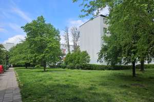 EIGENTUMSWOHNUNG IN BERLIN-MITTE – BEGRÜNTE LAGE MIT FERNSEHTURM-BLICK – Berolinastraße 31, 10178 Mitte (Ortsteil), Berlin – Vorschaubild 2