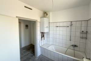 Modernisiert & Helle 2 Zimmer Wohnung inkl. Küche im Mietpreis – Ritterstraße 55, 42659 Burg/Höhscheid, Solingen – Vorschaubild 4