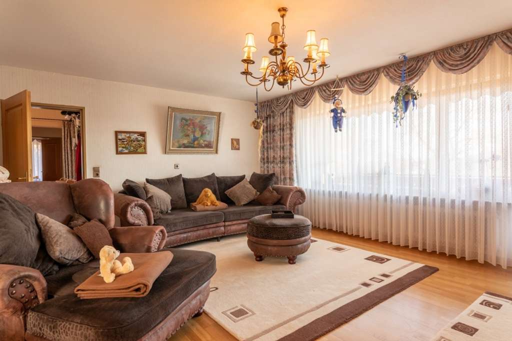 Immobilie in Wutach - Familienidylle in traumhafter, naturnaher Lage - Freistehendes EFH mit 182m² Wfl. und schönem Garten - Bild 4