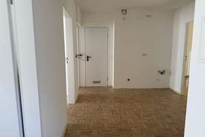 Erstbezug nach Kernsanierung:  Helle 4-Zimmer-Wohnung mit Balkon nahe U-Bahnstation – Die vollständige Adresse der Immobilie erhältst du vom Anbieter., 80799 Universität, München – Vorschaubild 10