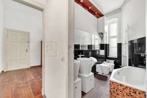 Altbau mit Potenzial: weitläufige 4-Zimmer-Wohnung in begehrter Kreuzberger Kiezlage! – Die vollständige Adresse der Immobilie erhältst du vom Anbieter., 10961 Kreuzberg, Berlin – Vorschaubild 9