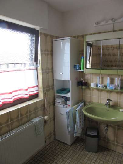 Badezimmer 2, OG Badezimmer 2, OG
