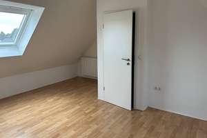 Modernes Haus-im-Haus mit Garage, Solaranlage ohne Provision – Die vollständige Adresse der Immobilie erhältst du vom Anbieter., 41199 Odenkirchen-Mitte, Mönchengladbach – Vorschaubild 14