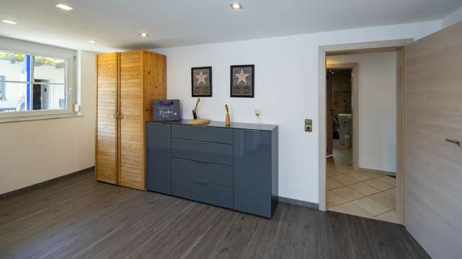 Immobilie in Babenhausen - Sympathisches Ein- Zweifamilienhaus - Bild 3