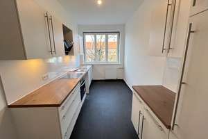 * Unglaublich schöne und helle Wohnung im Rheingauviertel *