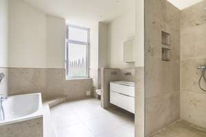 WOW! *Paul & Partner* GROSSZÜGIGES ALTBAU-WOHNEN MIT CHARME – MODERN, ZENTRAL, CHARMANT ! – Die vollständige Adresse der Immobilie erhältst du vom Anbieter., 65185 Mitte, Wiesbaden – Vorschaubild 15