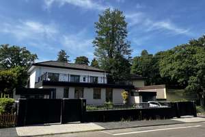 Exklusive, kernsanierte Villa mit Schwimmbad, Einliegerwohnung & Traumlage – Die vollständige Adresse der Immobilie erhältst du vom Anbieter., 45478 Speldorf, Mülheim an der Ruhr – Vorschaubild 1