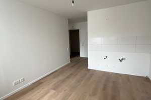 Modernisiert & barrierefrei – 2-Zimmer-Erstbezug in Top-Innenstadtlage ab 01.06 [VAC-15313] – Herforder Straße 1-3, 33602 Bielefeld – Vorschaubild 1