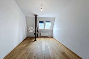 Attraktive Dachgeschosswohnung mit Sichtbalken im historischen Zentrum von Köpenick – Bahnhofstr. 20, 12555 Köpenick, Berlin – Vorschaubild 2