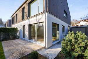 Neubau, Erstbezug: R6 – Leben am Burgberg | Architektonisch außergewöhnliches Haus im Grünen – Die vollständige Adresse der Immobilie erhältst du vom Anbieter., 91054 Burgberg, Erlangen – Vorschaubild 6