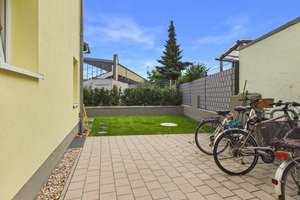 Neuwertige 4-ZKB-Erdgeschoss-Wohnung mit XXL-Terrasse, Einbauküche und Tiefgaragen-Stellplatz! – Die vollständige Adresse der Immobilie erhältst du vom Anbieter., 85053 Südost, Ingolstadt – Vorschaubild 5