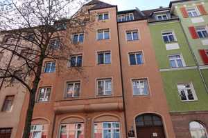 Renovierte 3-Zimmerwohnung für Eigennutzer verfügbar – Voltastr. 90, 90459 Nürnberg – Vorschaubild 1