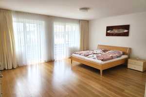 Bezugsfrei ............ Familienfreundliches Wohnen mit viel Wohnraum und Garten – München (Kreis) – Vorschaubild 16