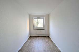 Stilvolle 4-Raumwohnung mit moderner Markeneinbauküche – Dr.-Salvador-Allende-Straße 12, 9119 Kappel, Chemnitz – Vorschaubild 10