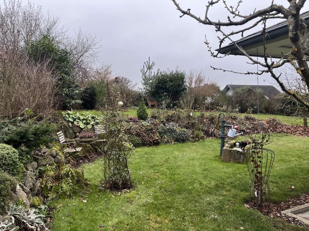 Immobilie in Weimar (Lahn) - Modernisiertes Einfamilienhaus mit 7 Zimmern in Weimar (Lahn) - Bild 4