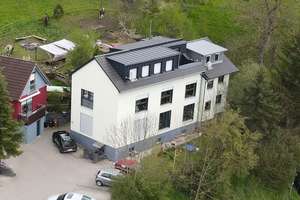 Großzügiges Mehrfamilienhaus mit moderner Ausstattung und vielseitigen Nutzungsmöglichkeiten – Die vollständige Adresse der Immobilie erhältst du vom Anbieter., 74629 Pfedelbach – Vorschaubild 1