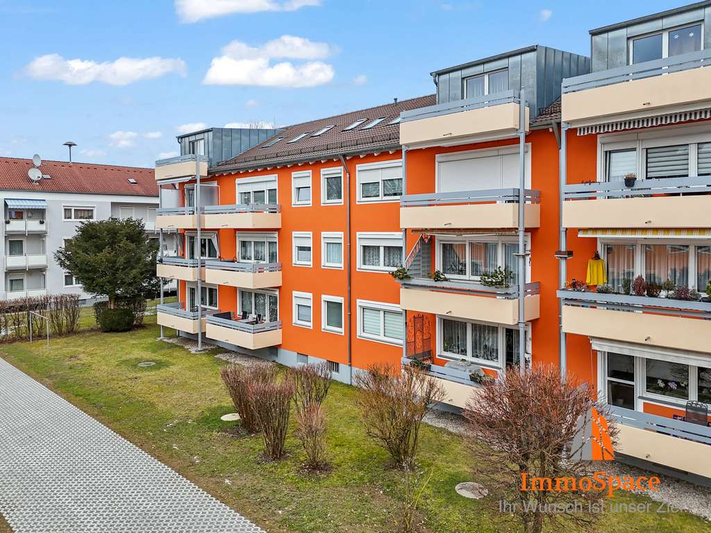 Immobilie in Kissing - IMMOSPACE *** LICHTDURCHFLUTETE RENOVIERTE 3 ZKB MIT GROSSEM WOHNBEREICH UND TAGESLICHTBAD *** - Bild 2