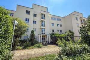 Helle 2-Zimmer-Wohnung mit Süd-Balkon  – gepflegt und ruhig gelegen! – München – Vorschaubild 1