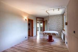 Frankfurt Sossenheim: Großzügige 4-Zimmer-Wohnung mit Balkon und durchdachtem Grundriss – 65936 Sossenheim, Frankfurt am Main – Vorschaubild 7
