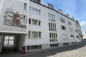Neu renoviertes Apartment/ Studio in Bestlage Augsburg // Domviertel