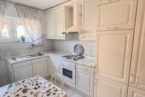 Großzügiges Zweifamilienhaus mit Balkon, Terrasse, Garten und 2 Tiefgaragen im idyllischen Loverich – Aachen (Kreis) – Vorschaubild 28