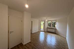 Terrassenwohnung mit 1,5 Zimmern und Parkett in München – Oskar-Maria-Graf-Ring 38, 81737 Neuperlach, München – Vorschaubild 2