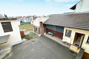Solides 1-2 Familienhaus mit Ausbaureserve und Hof – perfekt für Familien oder kreative Selbstgestal – Die vollständige Adresse der Immobilie erhältst du vom Anbieter., 68794 Oberhausen-Rheinhausen – Vorschaubild 3