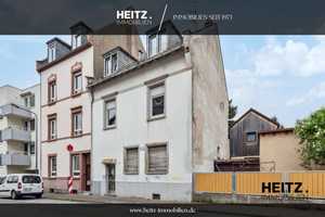 3-Familienhaus mit großem Gartengrundstück in beliebter Lage von Frankfurt am Main – Frankfurt am Main – Vorschaubild 1