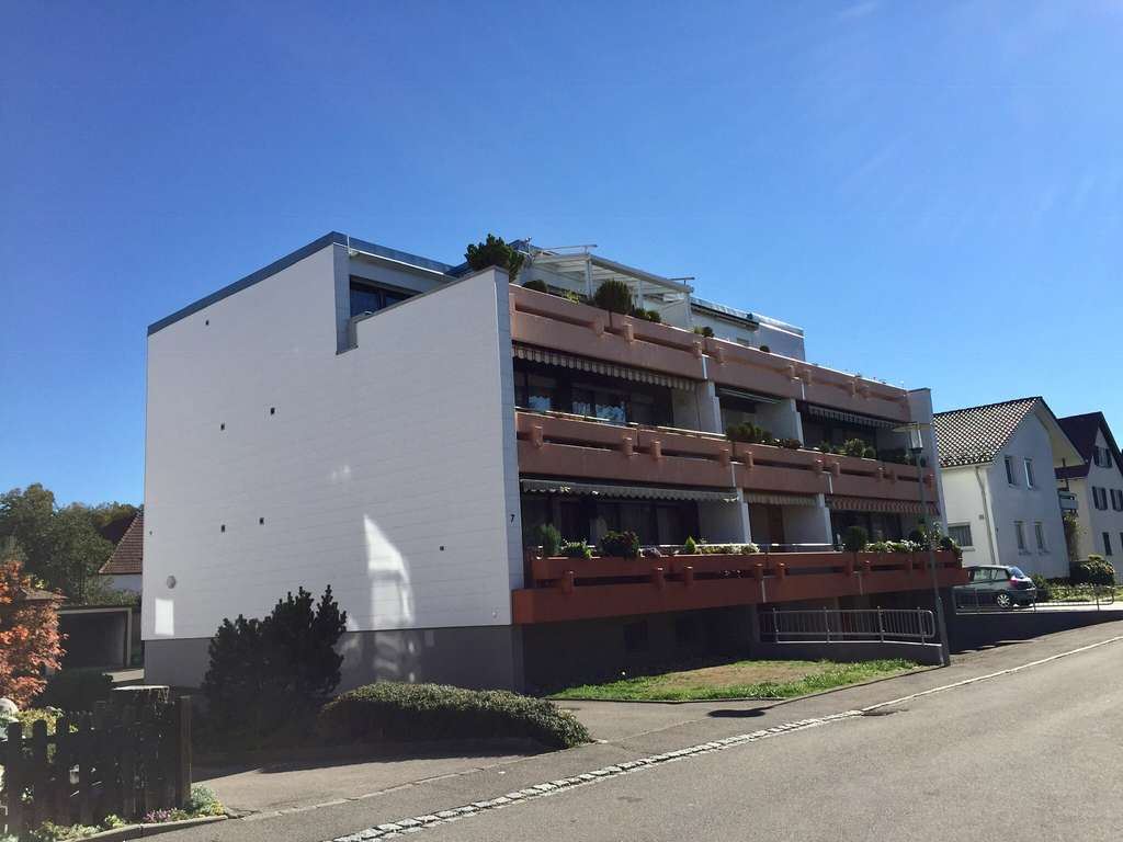 Immobilie in Leutkirch im Allgäu - Vermietete, helle 3-Zimmer-Erdgeschoss-Wohnung in Leutkirch im Allgäu - Bild 2