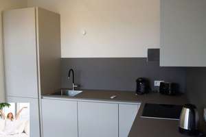 6th Floor - Sunny 2 Room Furnished Apartment Mitte – Die vollständige Adresse der Immobilie erhältst du vom Anbieter., 10117 Mitte (Ortsteil), Berlin – Vorschaubild 4
