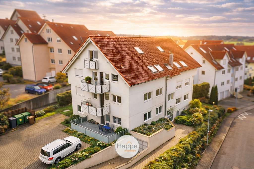 Immobilie in Niedernhall - Gemütliche 3-Zimmer-Wohnung mit großem Balkon und Blick ins Kochertal - Bild 0
